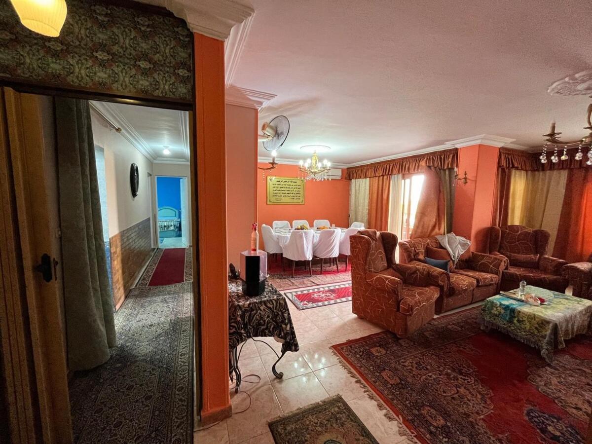 Spacious Apartment - Heliopolis 10Min From Airport Kairo Eksteriør bilde
