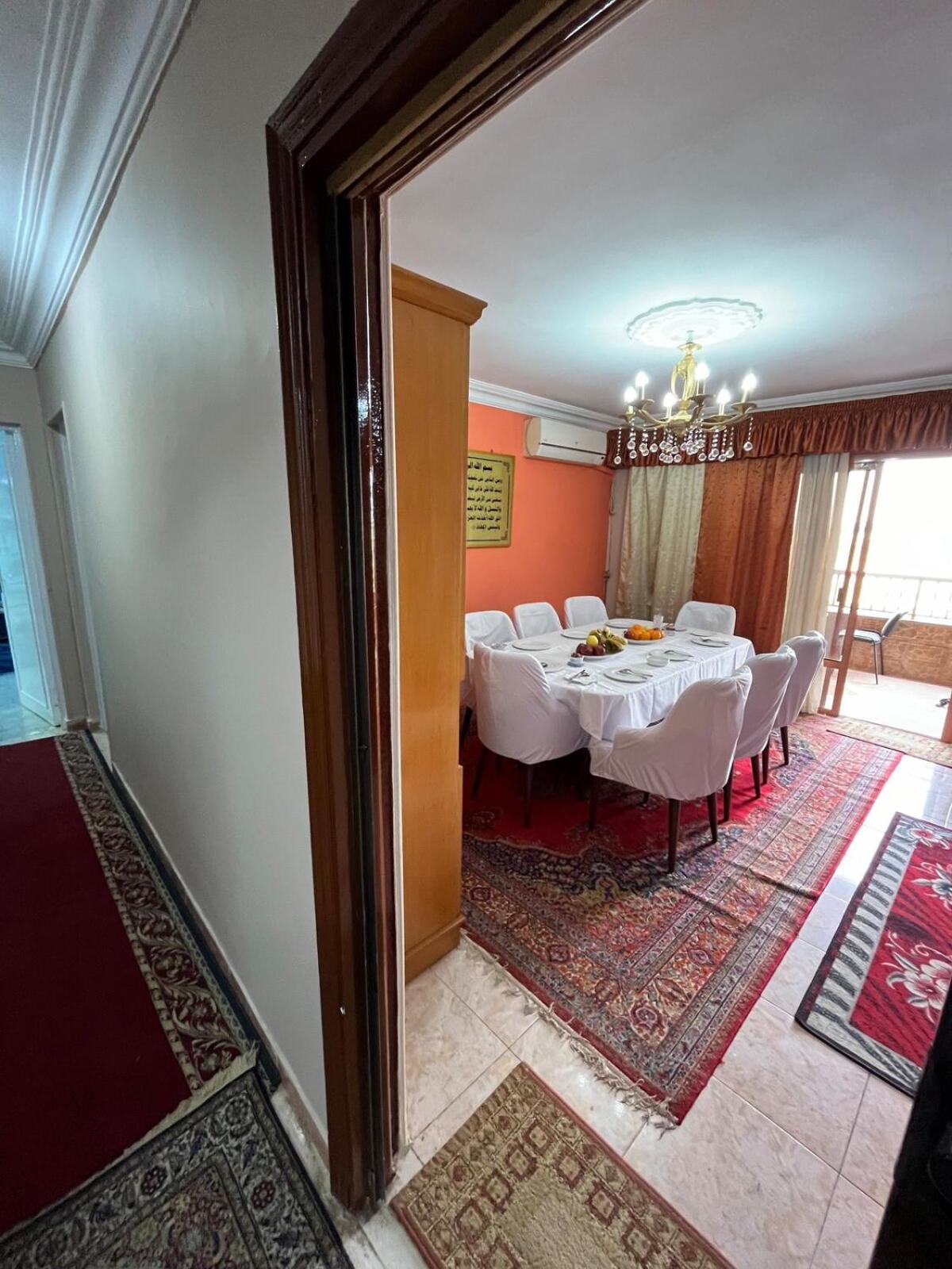 Spacious Apartment - Heliopolis 10Min From Airport Kairo Eksteriør bilde